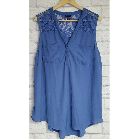 Torrid Sleeveless Top Blouse Women's 1X Periwinkle V-Neck Chest Pockets Lace - Picture 1 of 4